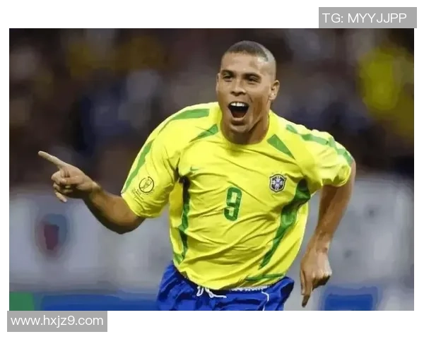 足球巨星赛场瞬间囧态合集展现真实一面